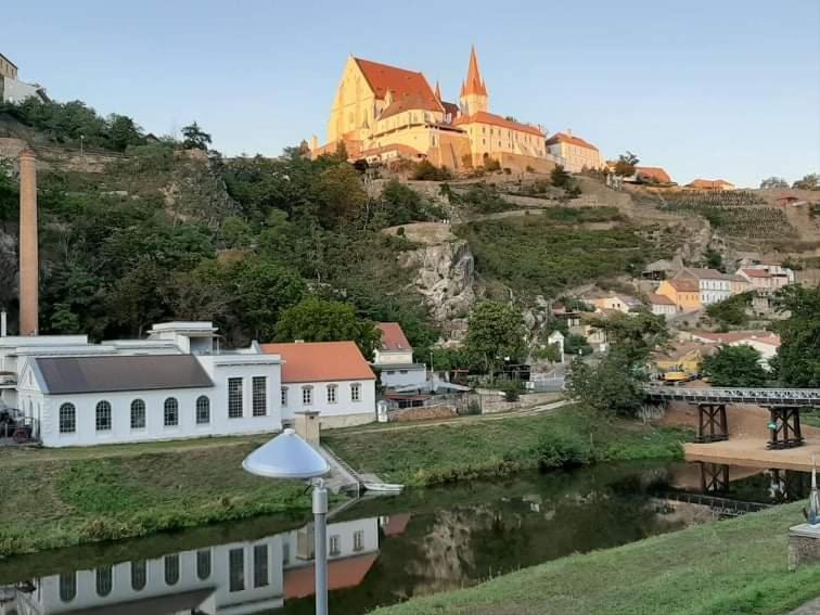 Apartman Pod Hradem Znojmo Exteriör bild