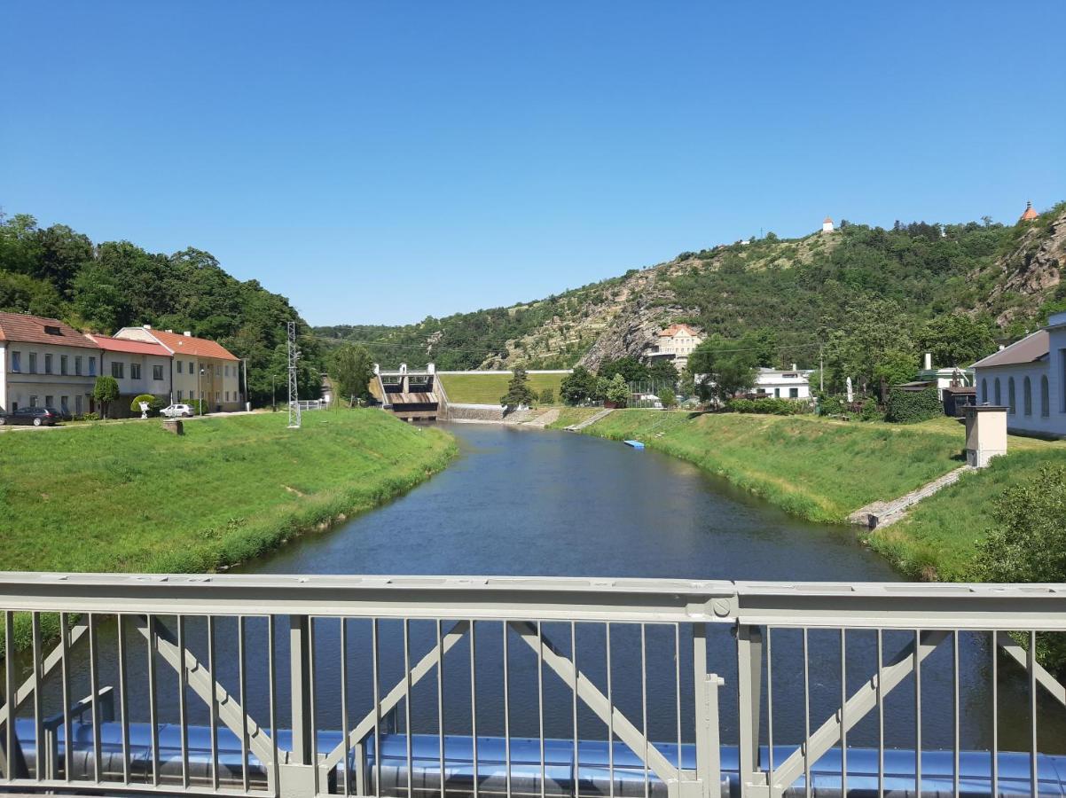 Apartman Pod Hradem Znojmo Exteriör bild