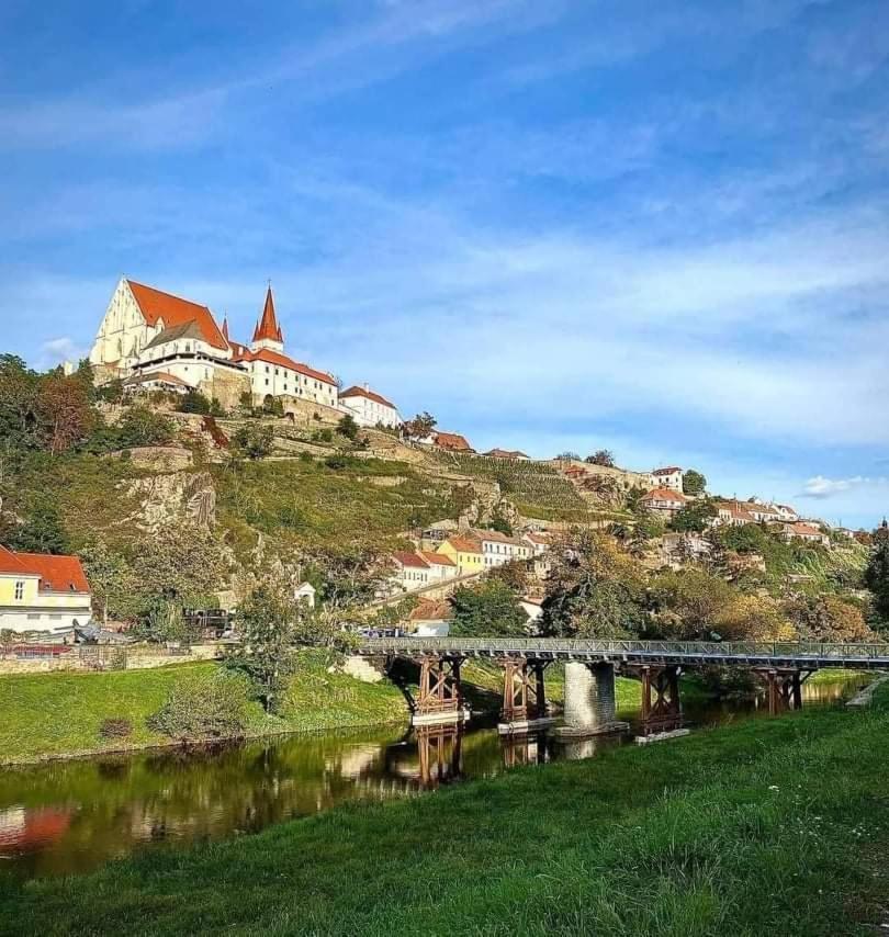 Apartman Pod Hradem Znojmo Exteriör bild