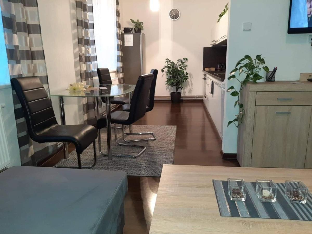 Apartman Pod Hradem Znojmo Exteriör bild